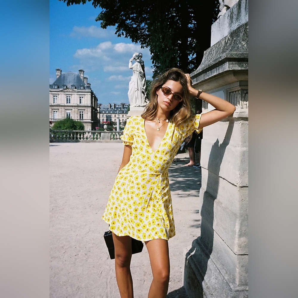 Faithfull The Brand La Belle Floral Mini‎ Dress